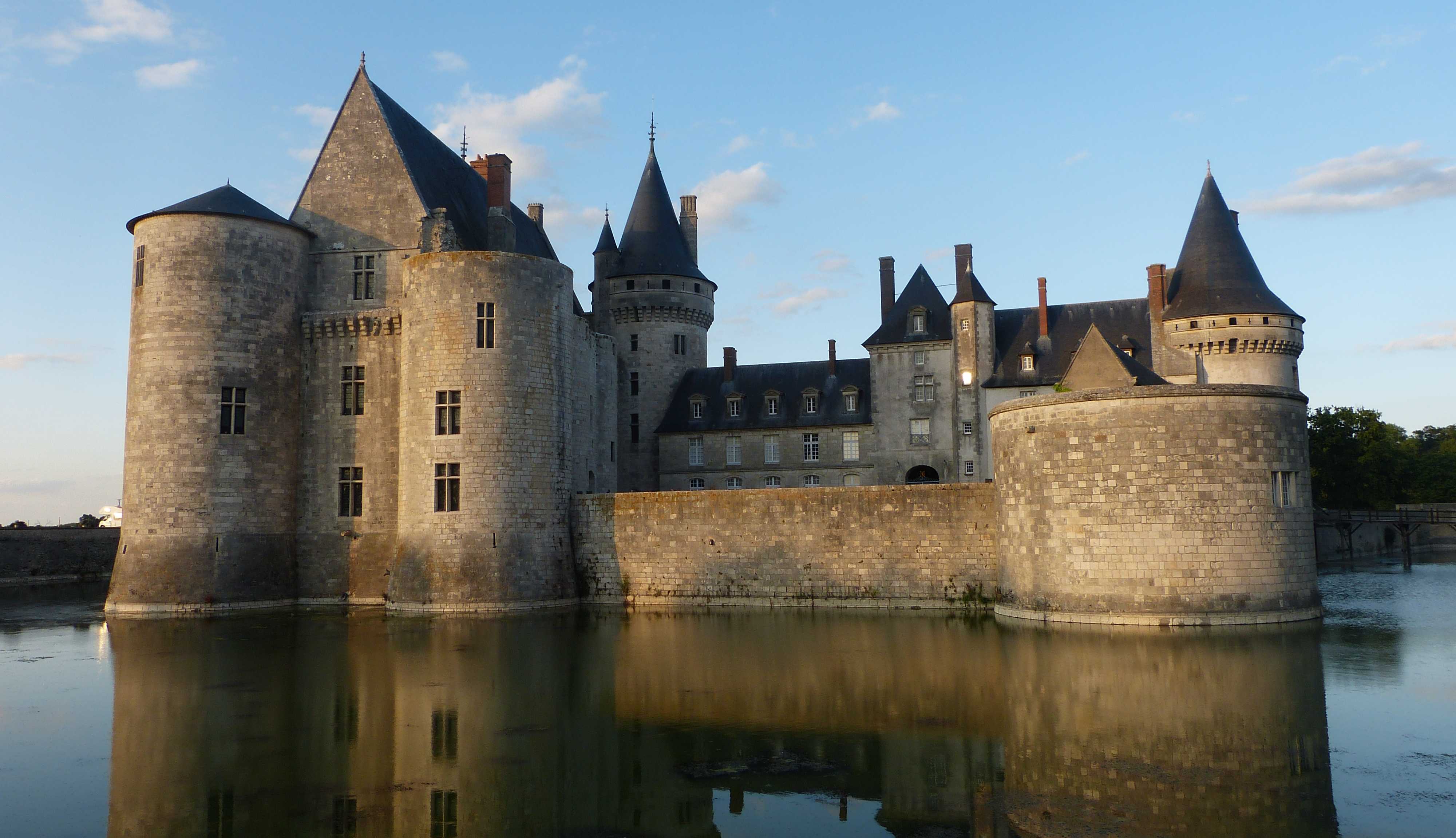 Château de Sully-sur-Loire