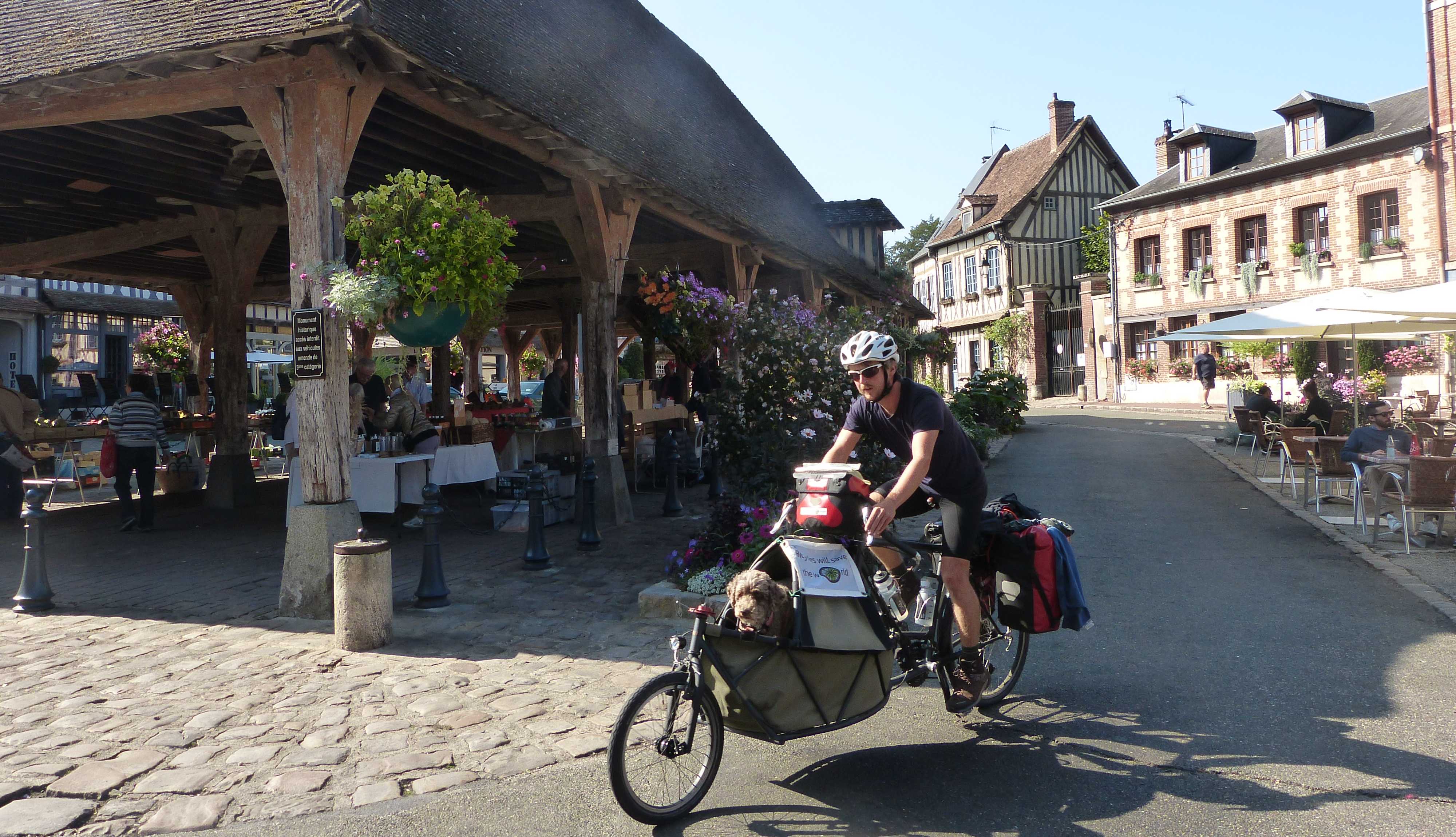 The covered market in Lyons-la-Forêt