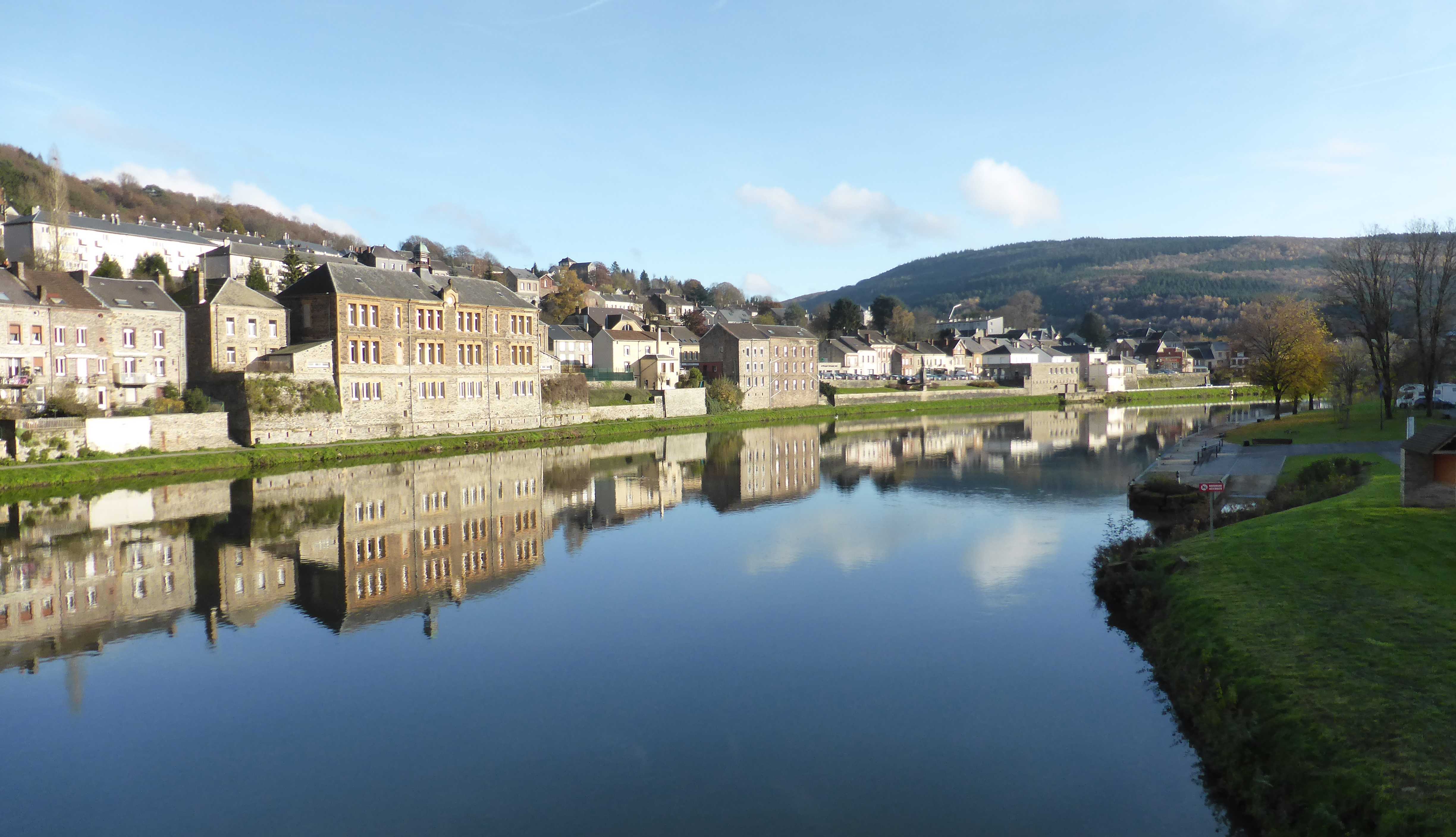 Looking over the Meuse river in Monthermé, a few km from the French-Belgium border