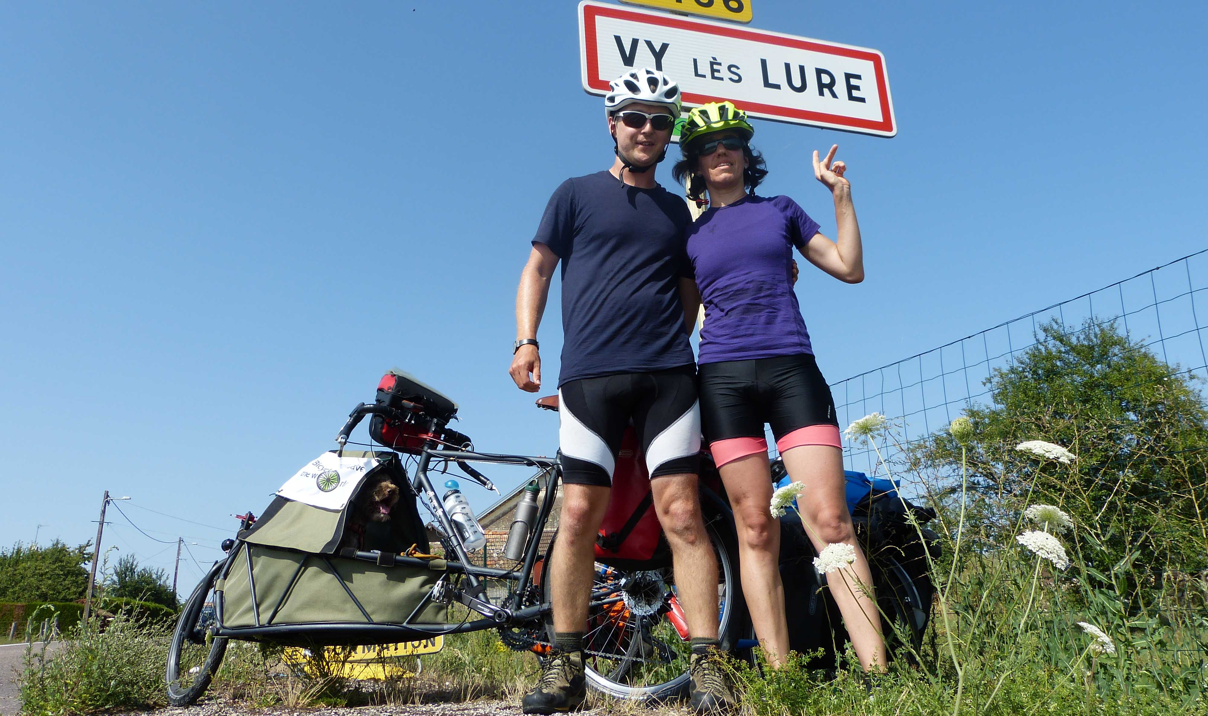 Vy-lès-Lure! The start of our bicycle-shaped route